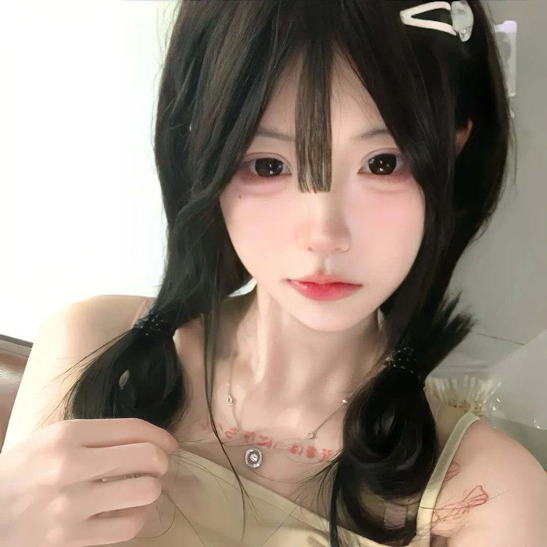 隔壁的女孩 海报